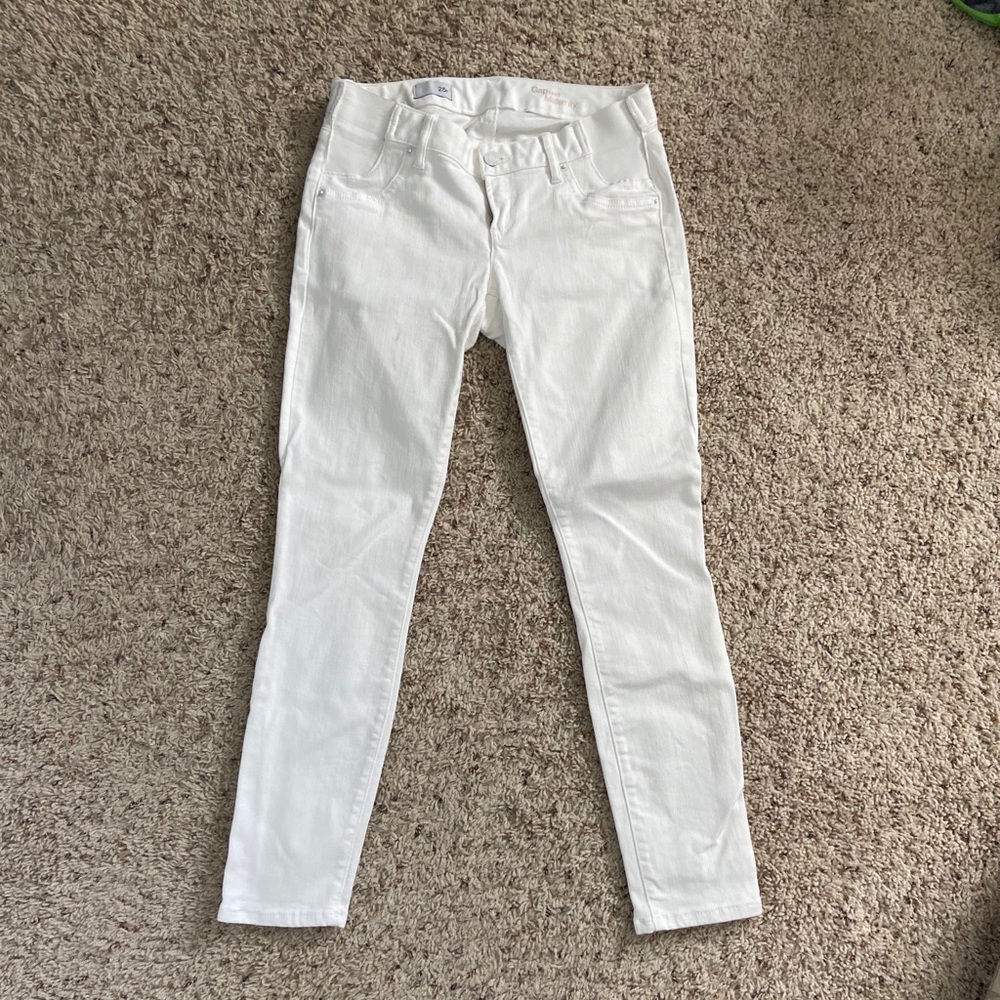GAP 25r Skinny White Maternity Jeans